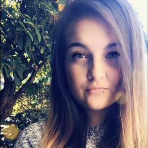 Meet your Posher, Joy